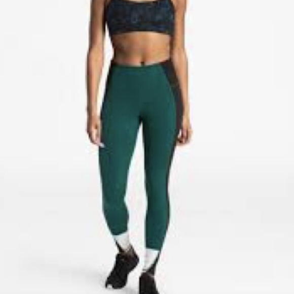 Size Small, Green The North Face Leggings - Picture 5 of 6